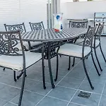 Jg3.6b- Luxury Penthouse With Spacious Balcony