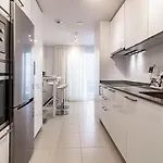 アパート Jg3.6b- Luxury Penthouse With Spacious Balcony