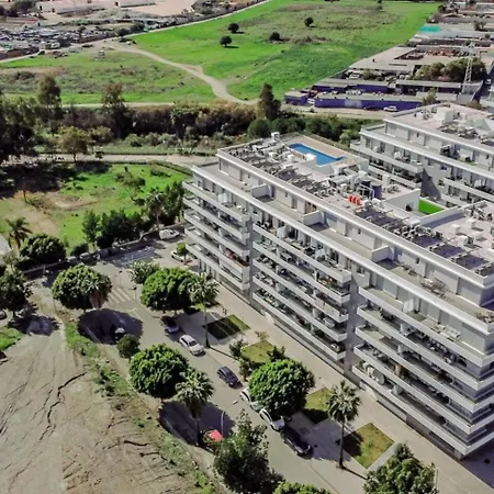 Jg3.6b- Luxury Penthouse With Spacious Balcony *