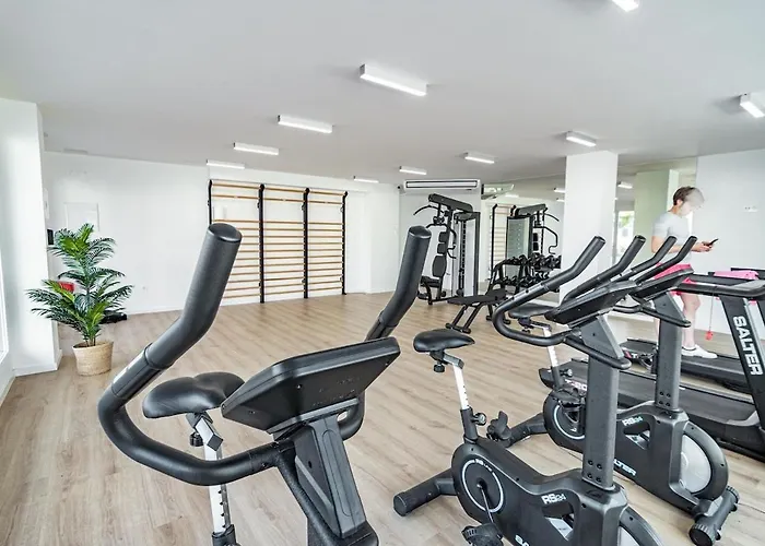 Jg3.6b- Luxury Penthouse With Spacious Balcony