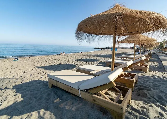 Jg3.6b- Luxury Penthouse With Spacious Balcony *