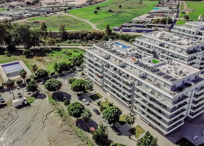 아파트 Jg3.6b- Luxury Penthouse With Spacious Balcony 마르베야