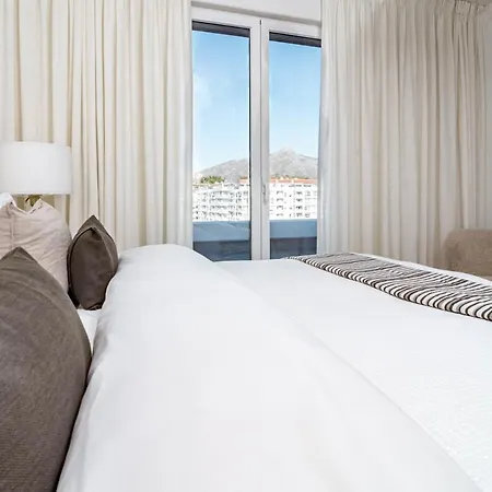 Jg3.6b- Luxury Penthouse With Spacious Balcony 公寓