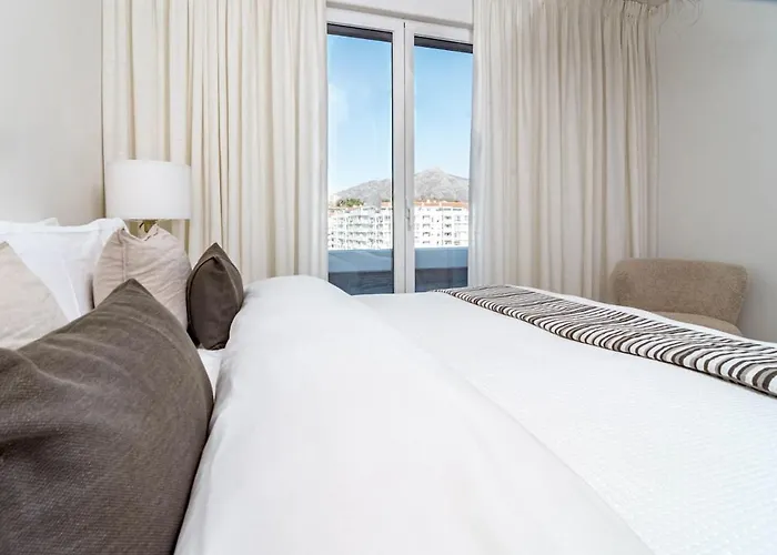 Jg3.6b- Luxury Penthouse With Spacious Balcony شقة