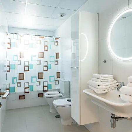 Jg3.6b- Luxury Penthouse With Spacious Balcony